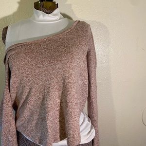 Soft Women’s Scoop Shirt